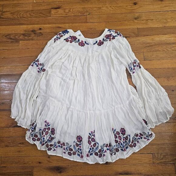 Free People Te amo White Embroidered Boho Tunic Mini Dress Top Bell Sleeves S - Picture 9 of 10